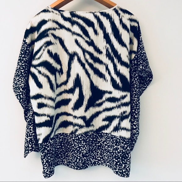Michael Kors chiffon zebra print poncho top sz S/M - Picture 4 of 6